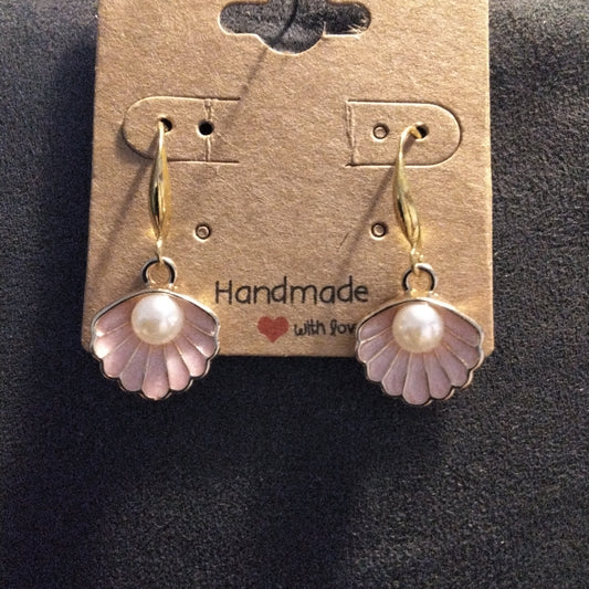Shell Earrings