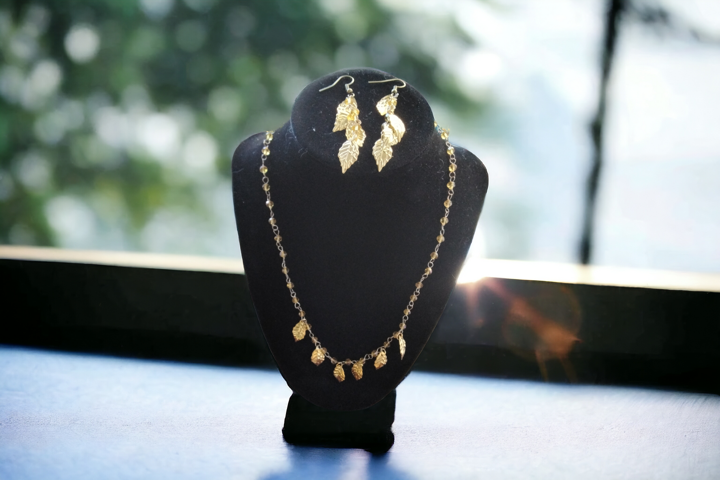 Necklace Set gold leaf